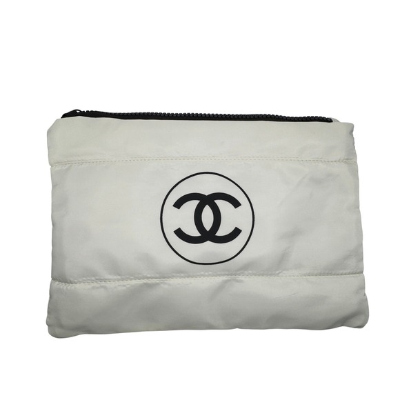 Chanel White Padded Case Pouch Cosmetic Travel Makeup CC Logo - Picture 1 of 7